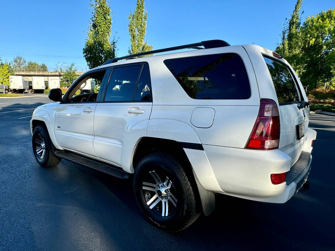 2004 Toyota 4Runner for sale at MISHA MASTER MOTORZ LLC in Portland, OR