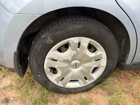 2011 Nissan Versa 1.8 S