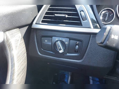 2018 BMW 3 Series 330i