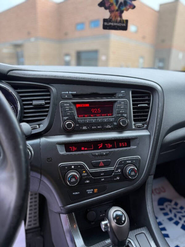 2012 Kia Optima SX Turbo