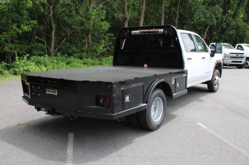 2025 GMC Sierra 3500HD CC Pro
