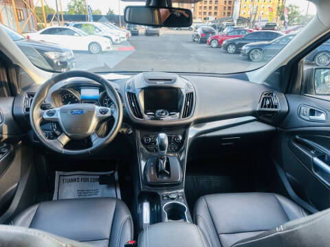 2015 Ford Escape Titanium