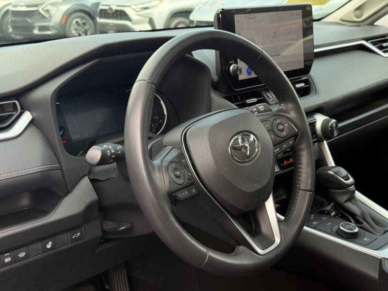 2024 Toyota RAV4 Hybrid XLE Premium