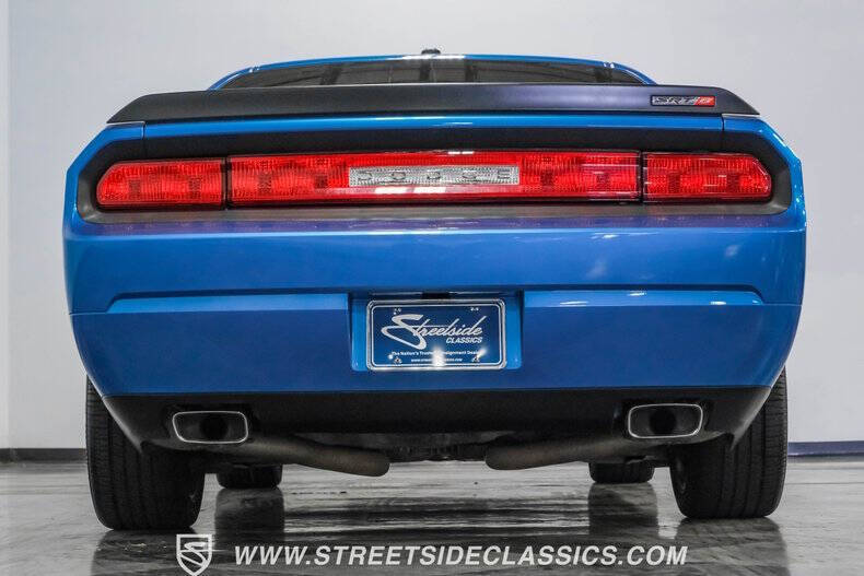 2009 Dodge Challenger SRT8