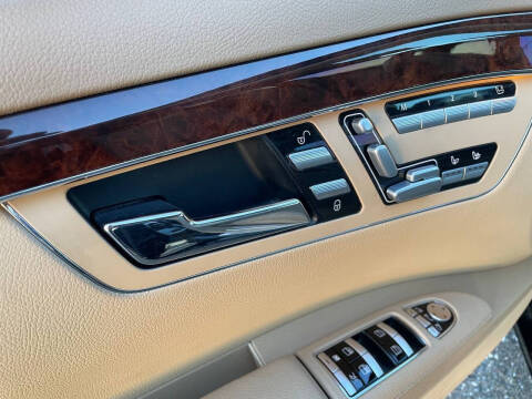 2013 Mercedes-Benz S-Class S 550 4MATIC