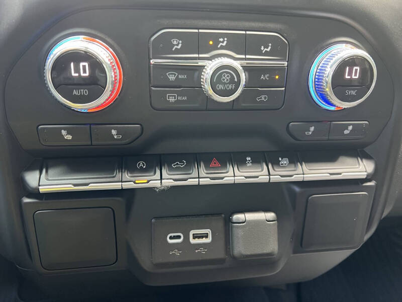 2022 GMC Sierra 1500 Limited Elevation Standard