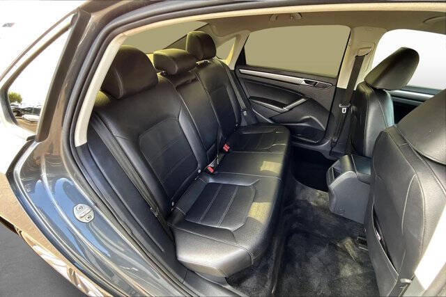 2018 Volkswagen Passat 2.0T S