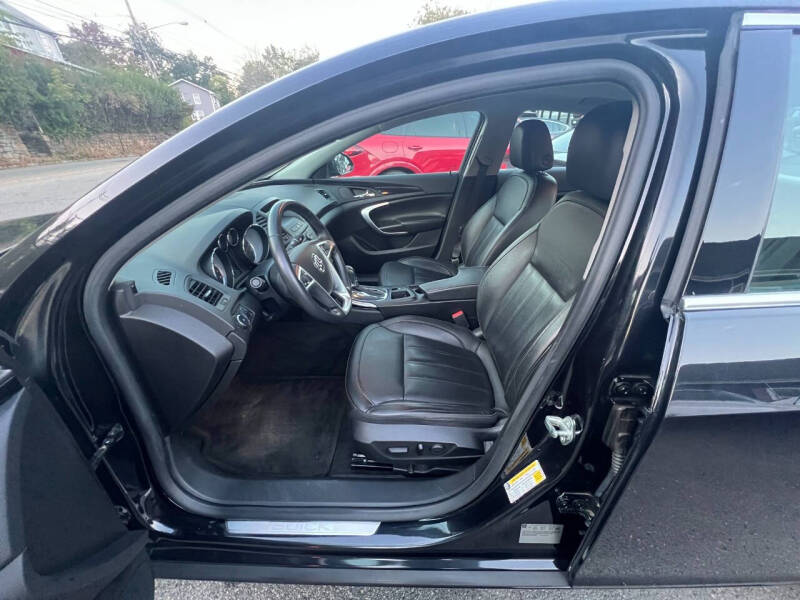 2012 Buick Regal Premium 1