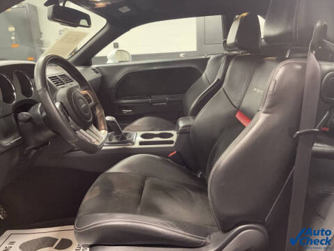 2014 Dodge Challenger SRT8