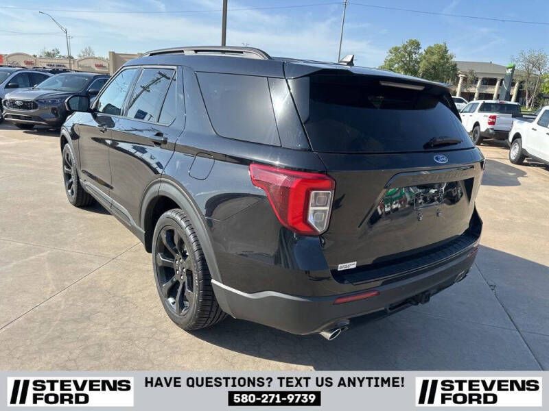 2024 Ford Explorer ST-Line