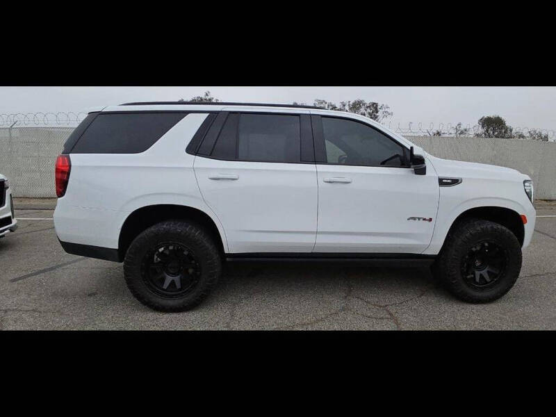 2023 GMC Yukon AT4