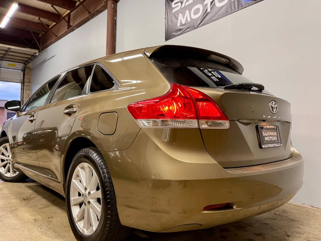 2010 Toyota Venza for sale at Sapphire Motors in Gurnee, IL