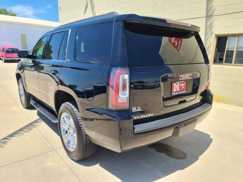 2017 GMC Yukon SLT