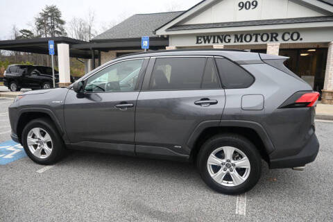 2020 Toyota RAV4 Hybrid LE