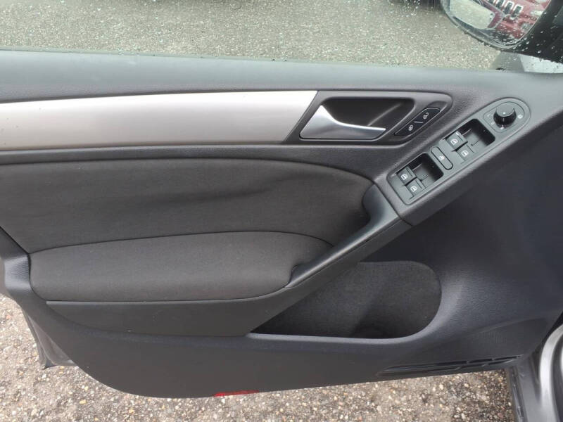 2011 Volkswagen Golf 2.5L PZEV