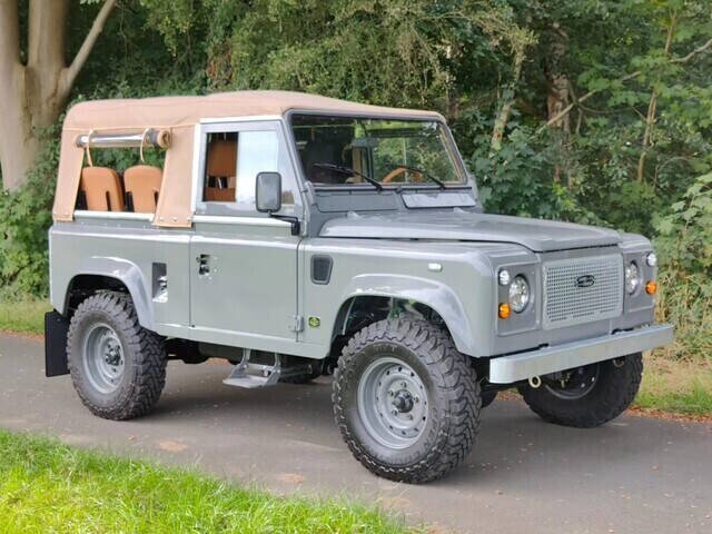 1999 Land Rover Defender 6