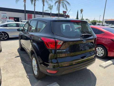2019 Ford Escape S