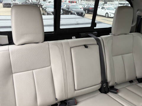 2020 Nissan Titan SL