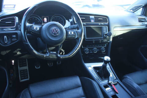 2016 Volkswagen Golf R
