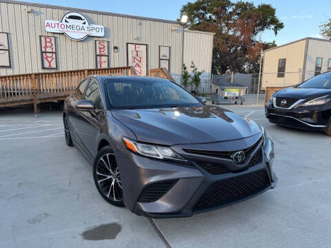 2020 Toyota Camry SE