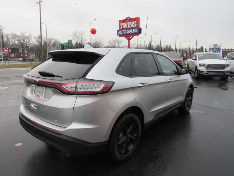 2017 Ford Edge SE