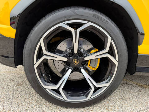 2022 Lamborghini Urus