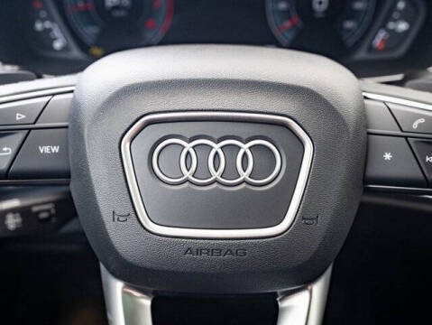 2025 Audi Q3 quattro S line Prem Plus 45 TFSI