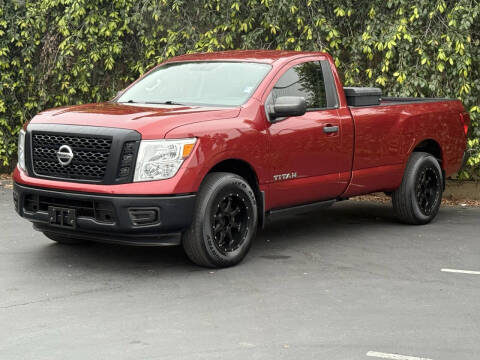 2017 Nissan Titan S