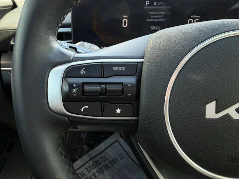 2025 Kia K5
