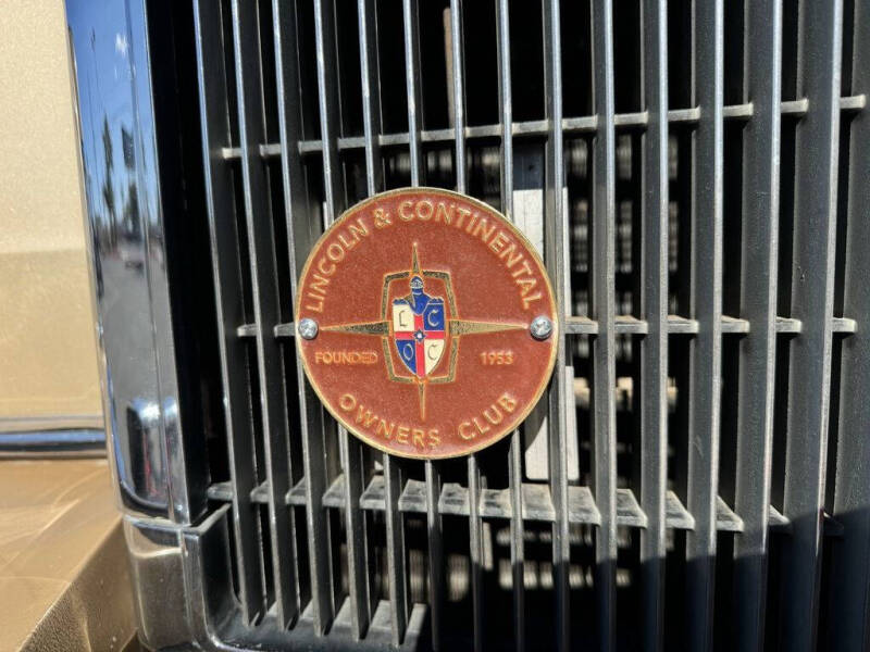 1979 Lincoln Continental Town Car