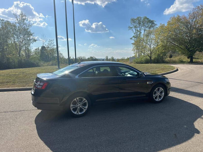 2013 Ford Taurus SEL
