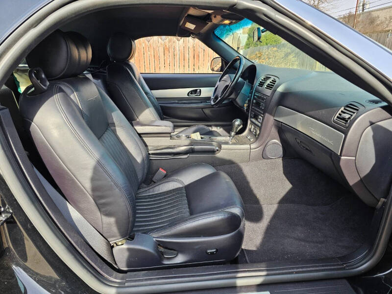 2005 Ford Thunderbird Deluxe