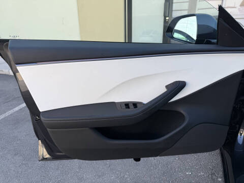 2026 Tesla Model 3 Premium