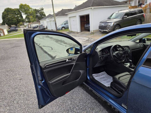 2017 Volkswagen Golf TSI SEL