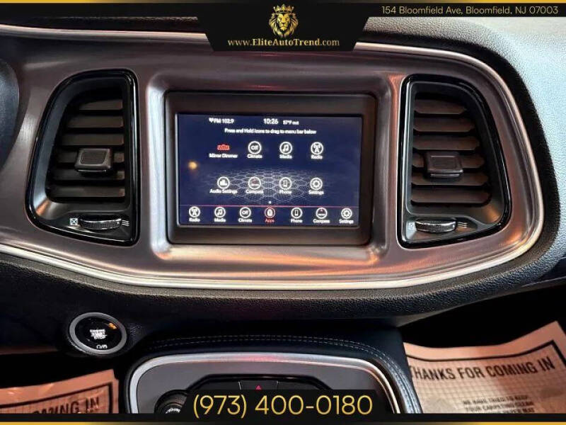 2020 Dodge Challenger SXT