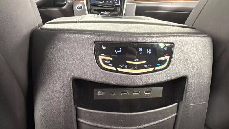 2019 Cadillac Escalade ESV Premium Luxury