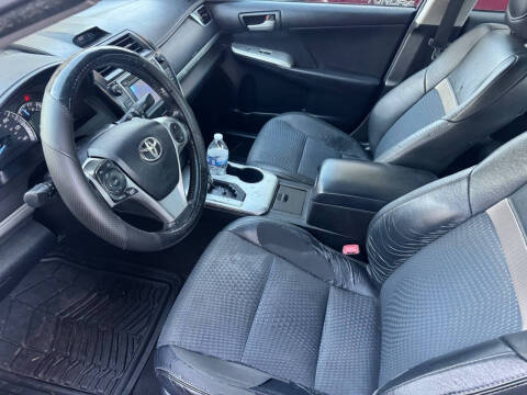 2014 Toyota Camry SE