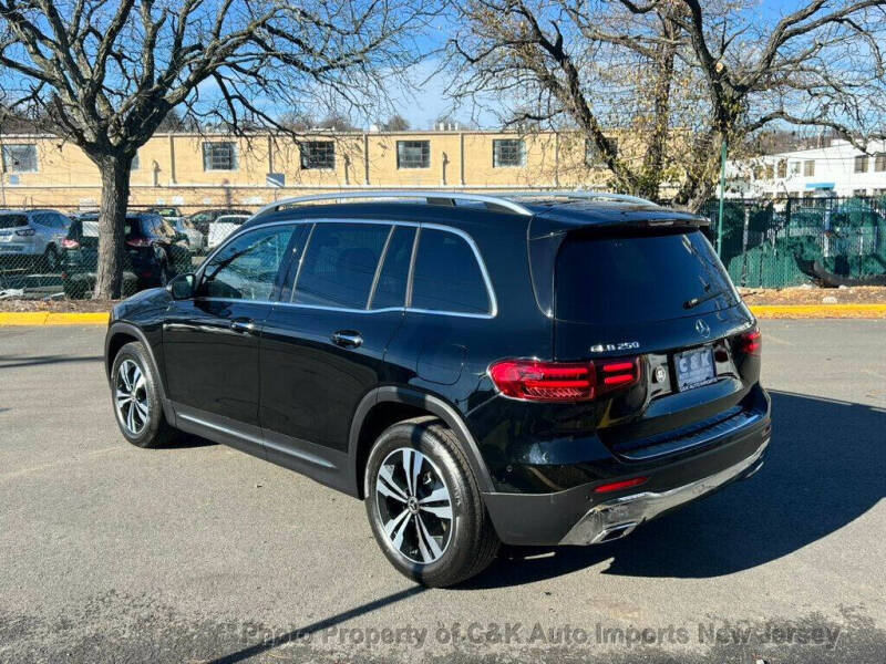 2025 Mercedes-Benz GLB GLB 250 4MATIC