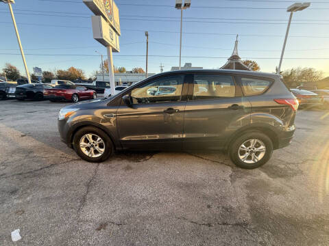 2016 Ford Escape S