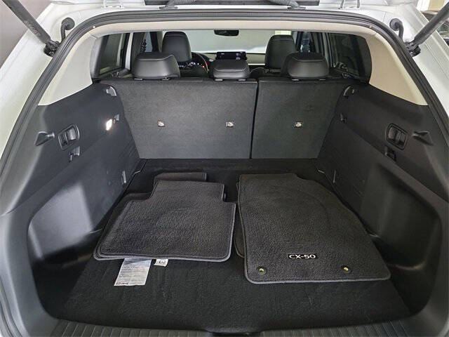 2023 Mazda CX-50 2.5 S Preferred Plus