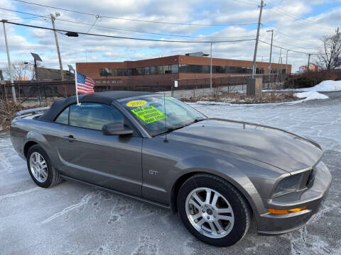 2005 Ford Mustang GT Premium