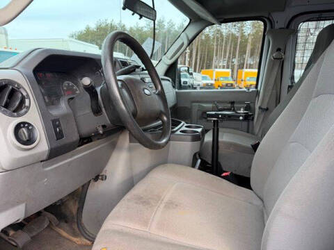 2014 Ford E-Series E-350 SD