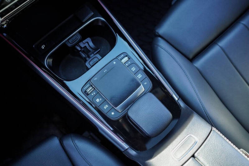 2021 Mercedes-Benz GLB GLB 250