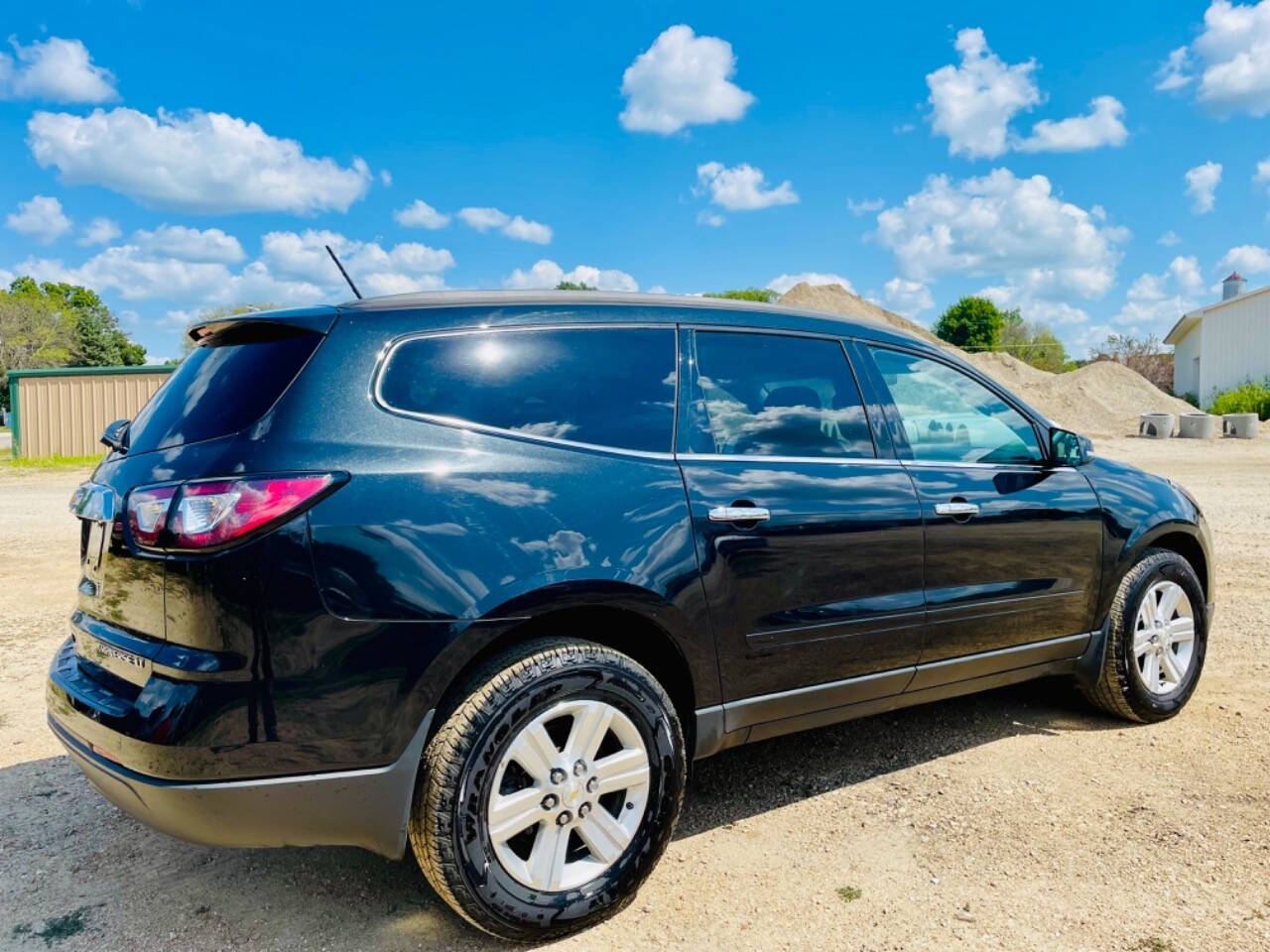 2014 Chevrolet Traverse for sale at Top Gear Auto Sales LLC in Le Roy, MN