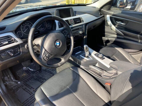 2013 BMW 3 Series 328i