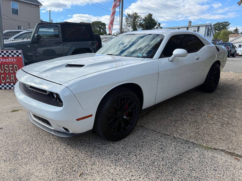 2015 Dodge Challenger SXT