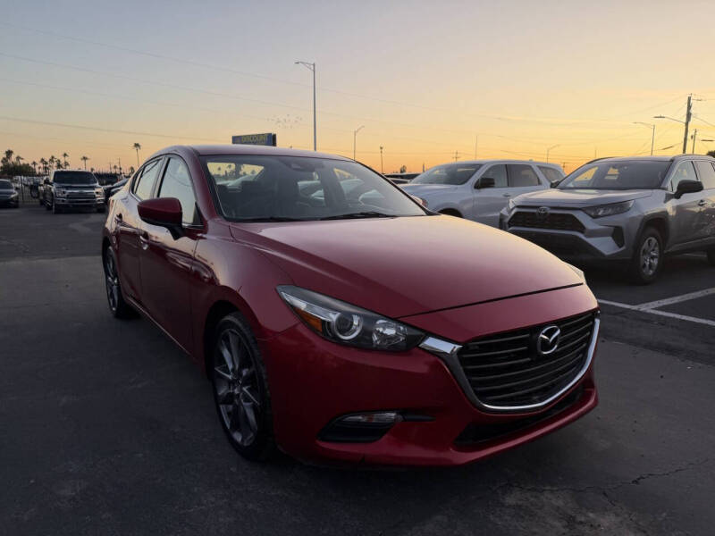 2018 Mazda MAZDA3 Touring
