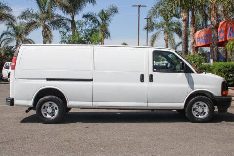 2017 Chevrolet Express 2500