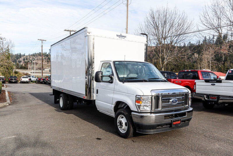 2024 Ford E-Series