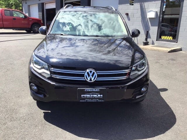 2012 Volkswagen Tiguan SEL photo 3